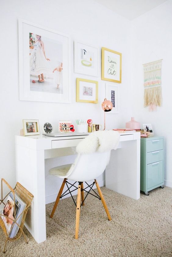 white desks are very popular for girlish spaces, they can easily match a lot of styles