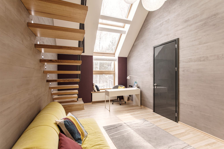 floating staricase The floating stairs reveal a cozy seating nook under them