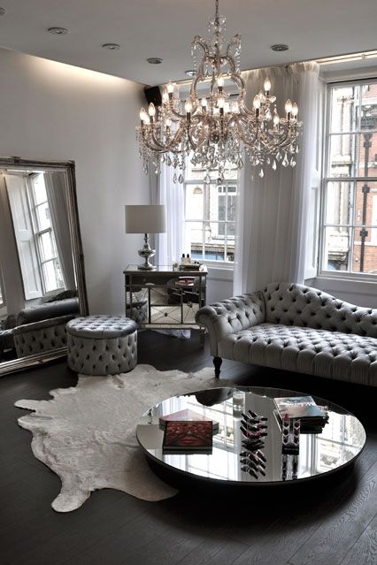 30 Refined Glam Chandeliers To Make Any Space Chic - DigsDigs