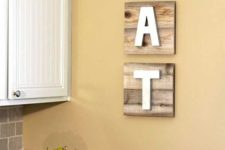 02 pallet boards with EAT letters is a popular idea for decorating kitchens
