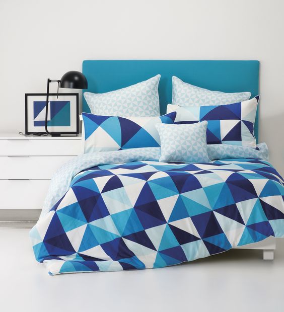 30 Timeless Geometric And Graphic Bedding Ideas