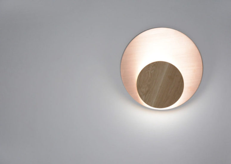 The circle can be in brushed copper or brass and the disk is only in solid wood of a contrasting shade The circle can be in brushed copper or brass and the disk is only in solid wood of a contrasting shade