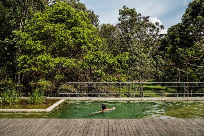 cool raised pool design A pool is raised off the ground for better views over the surroundings