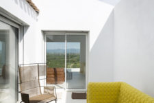 04 There are amazing views and the privacy is provided due to the courtyards easily