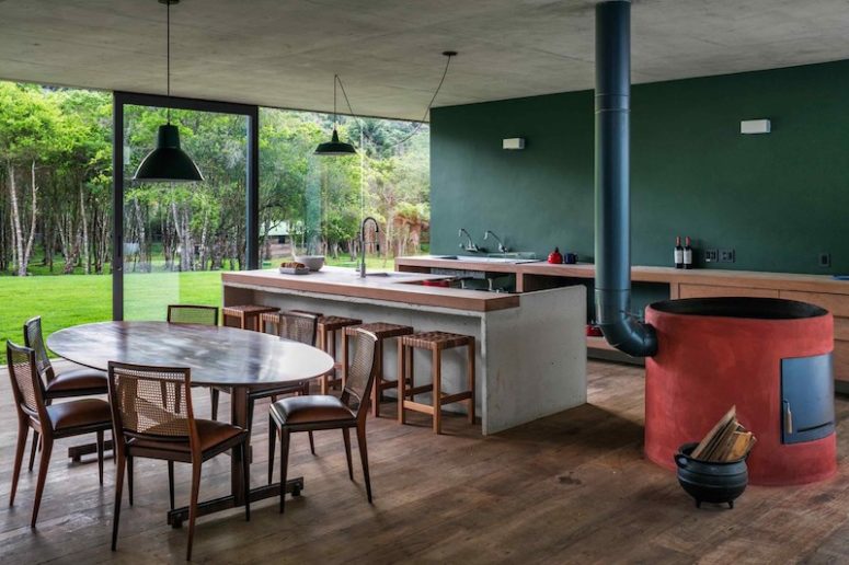 open plan floor design The ground floor has a large open plan, and it houses social spaces like the kitchen, dining or living space