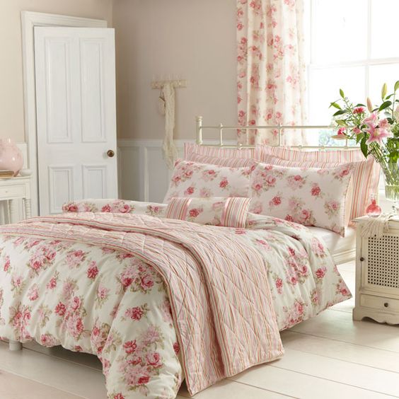 31 Beautiful And Romantic Floral Bedding Sets