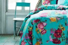26 turquoise bedding with fuchsia, yellow and pink large flowers