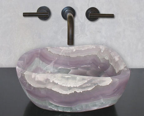 Queen Stone Sink from Terra Acqua (via https:)