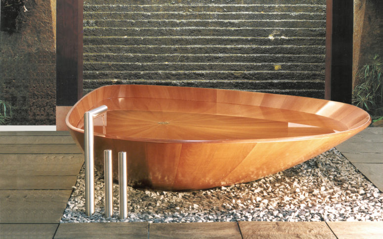 Ocean Shell tub by Bagno Sasso Mobili (via www.bagnosasso.com)