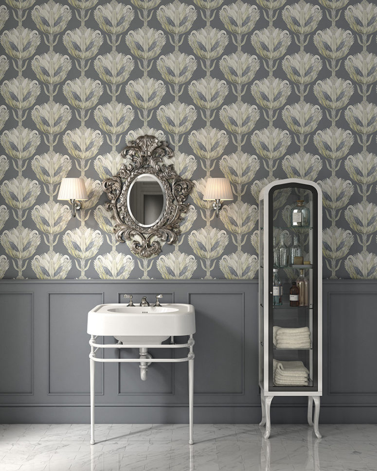 Grey with gold prints for a refined bathroom