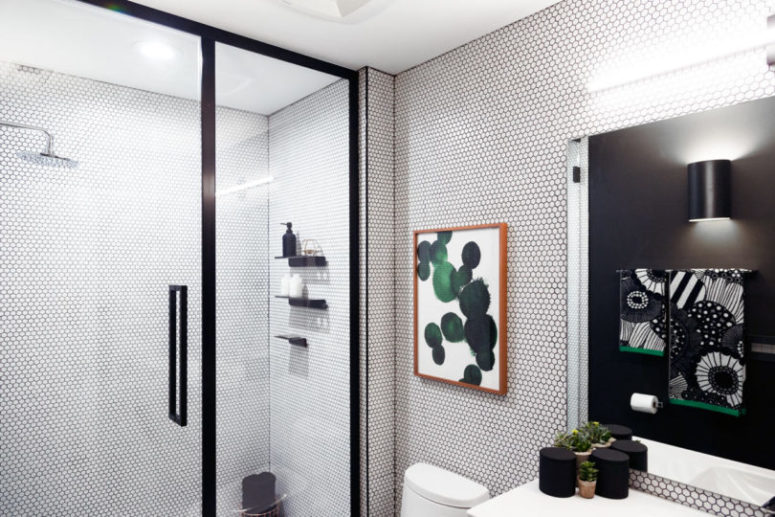 Graphic Modern Bathroom With Bold Green Touches - DigsDigs
