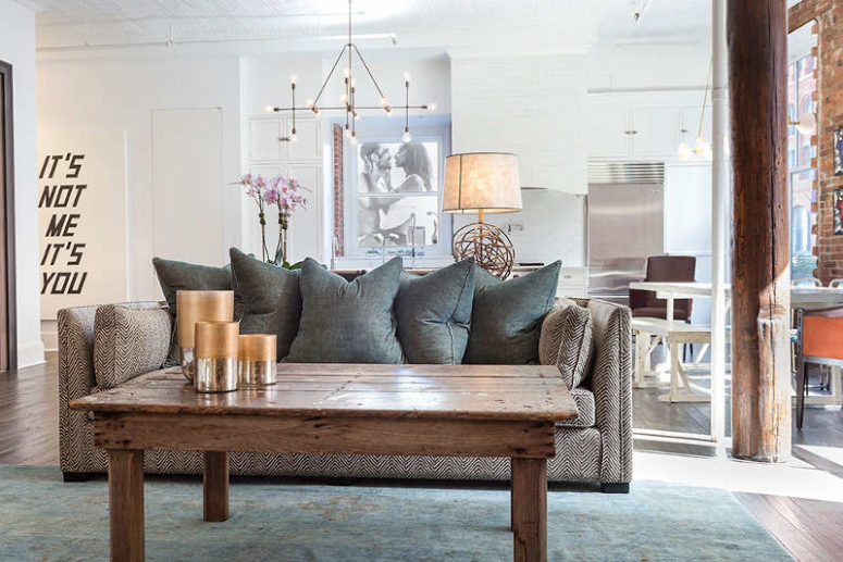 The living room features absolutely different furniture, here you can see designer pieces or vintage finds The living room features absolutely different furniture, here you can see designer pieces or vintage finds