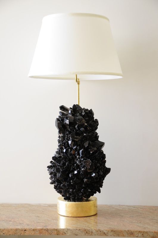32 Trendy Agate And Geode Home Décor Ideas Digsdigs A Black Geode And Gilded Base Lamp With Neutral Lampshade For Glam Feel