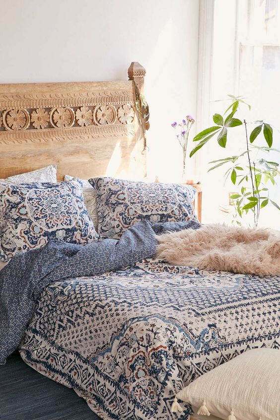 21 blue copper and white printed bedding set looks cute