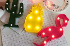 26 LED 3D flamingo, cactus and pineapple nightlights for a summer feel in your home