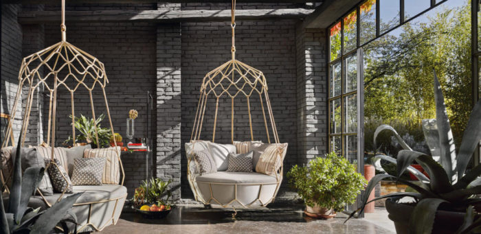 Gravity Outdoor Swing Sofa With A Luxurious Design Digsdigs Gravity Can Accomodate Two People And Is Made Of High Quality Metarials Including Fabric