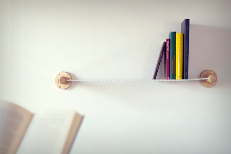 Xanxan can act as a bookshelf, too and it's very comfortable