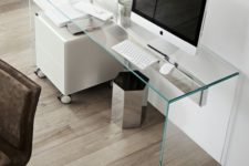 20 ultra-minimalist home office with a clear glass desk looks disappearing in the air