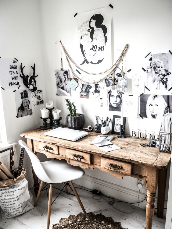 25 Ways To Use An Antique Desk In Your Interior