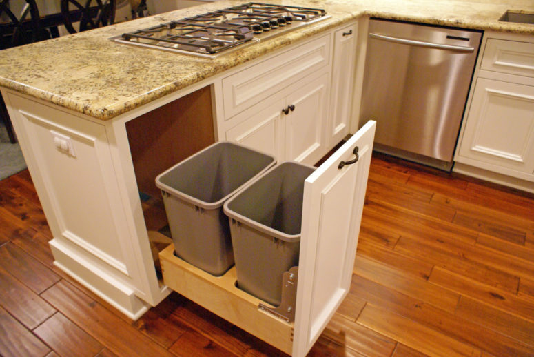 41 Sneaky Ways To Hide A Trash Can In Your Kitchen - DigsDigs