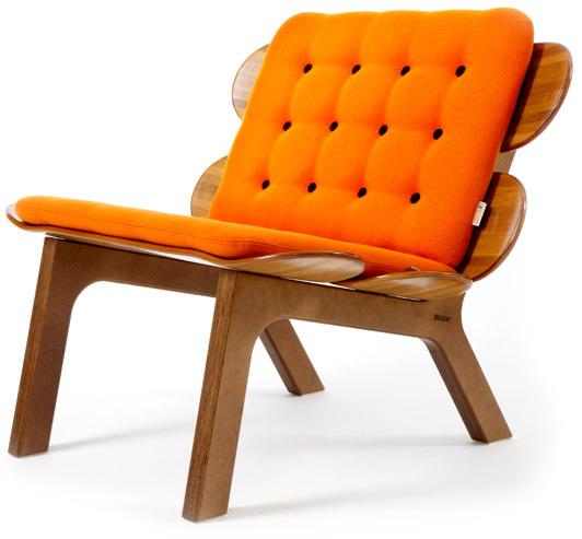 The piece is very comfortable and bold, you'll never want to leave it