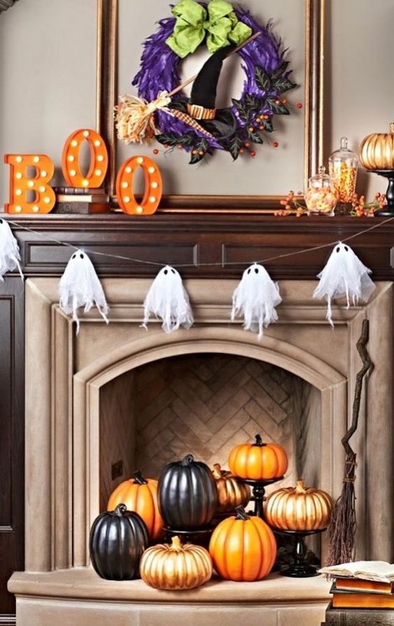 41 Halloween Ghost Decorations For Indoors And Outdoors - DigsDigs