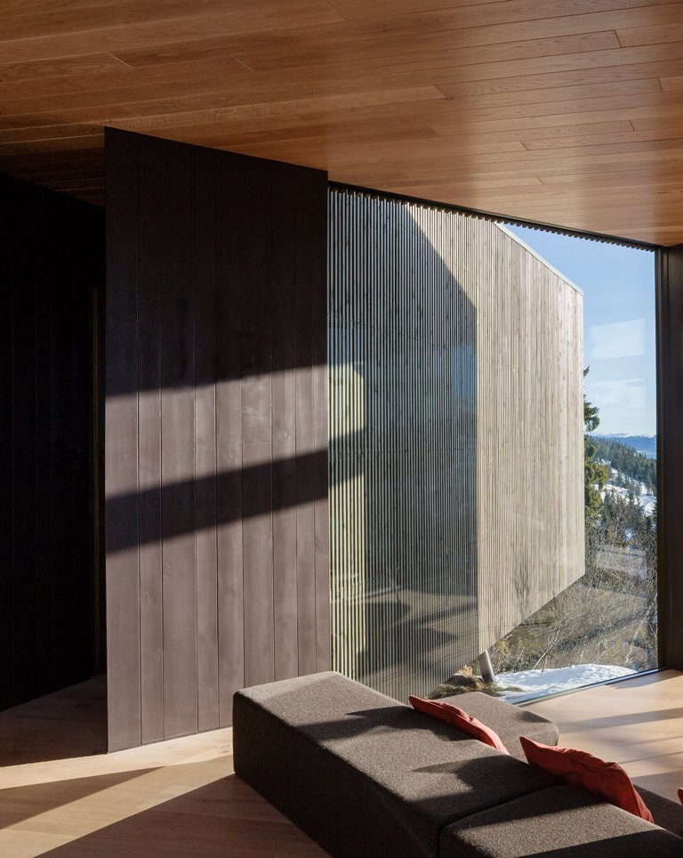 Every part of the cabine features amazing views and enough privacy