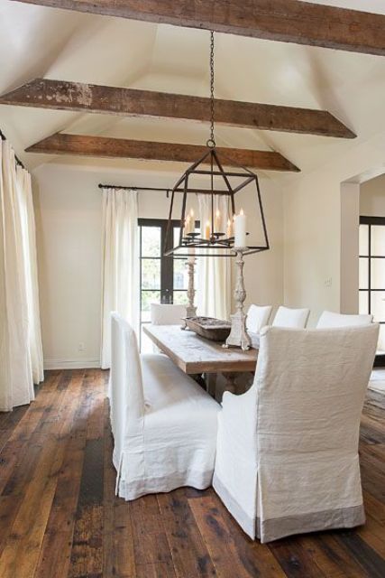 25 Vaulted Ceiling Ideas With Pros And Cons