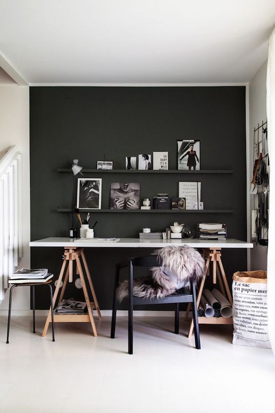 25 Gorgeous Home Offices With Black Walls - DigsDigs