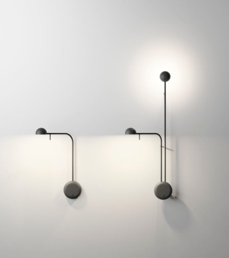 This is a sconce version for the wall, done in black, a very comfortable idea for a bedroom
