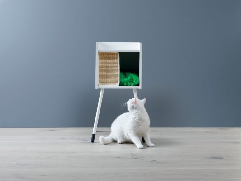 This is a tree-house inspired hideaway for cats, which is cozy and comforting