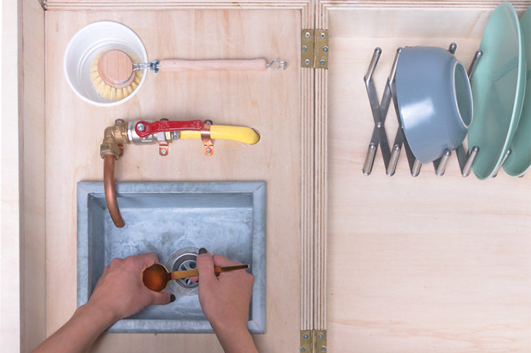 The sink can be connected with a hose to any water source available