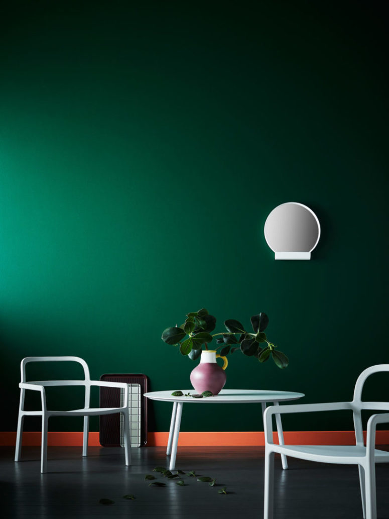 This simple set with a coffee table and a couple of chairs is suitable both for indoors and outdoors