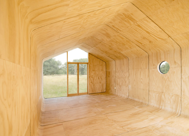 Create your own perfect interior filling the house with elements that you want