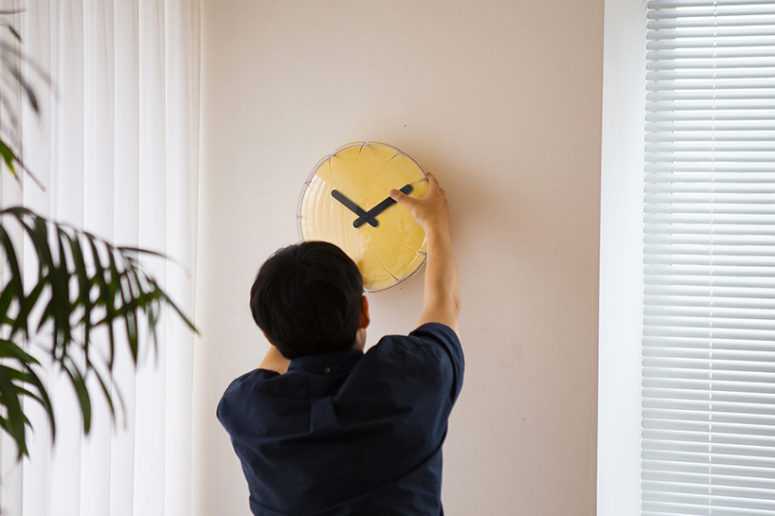 The clock is available in gold, silver, copper and white and looks cute and bold, it's sure to catch an eye