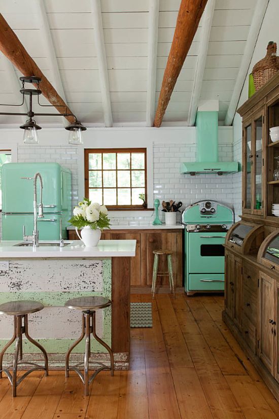 25 Ideas  To Give Your Kitchen  A Retro  Feel DigsDigs