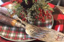 07 plaid and tartan plates are great for any kind of Christmas tablescape
