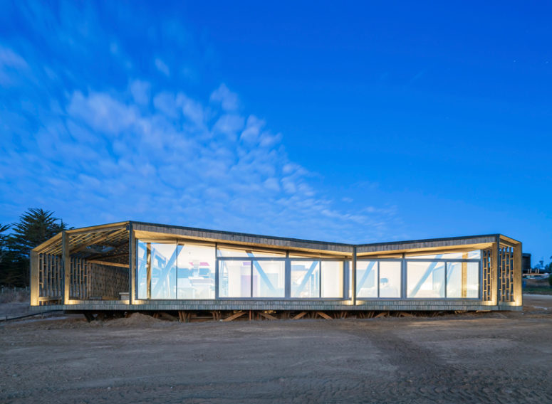 This house with a unique shape and an outer shell is located in Chile and presents amazing views of the sea and mountains This house with a unique shape and an outer shell is located in Chile and presents amazing views of the sea and mountains