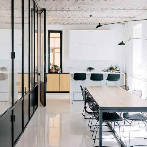 neutral shiny epoxy floors aren't pricey, and you may go for them easily