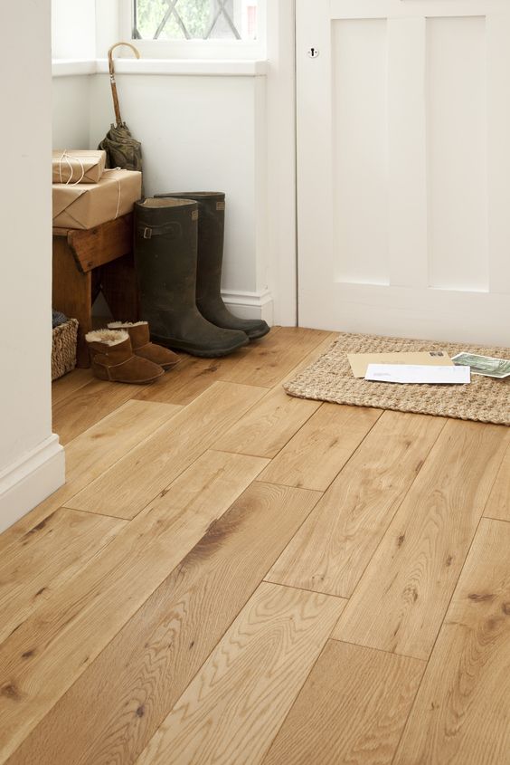 Laminate Floor Tiles That Look Like Wood / Stylish Linoleum Flooring That Looks Like Wood | Laminate ... - This is really exciting, because if you like that reclaimed wood look, then you may or may not be familiar with the cost associated.