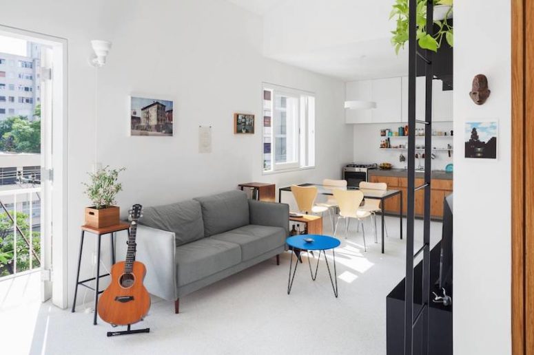 The decor is contemporary and rather simple, the main color is white to make the apartment look bigger The decor is contemporary and rather simple, the main color is white to make the apartment look bigger