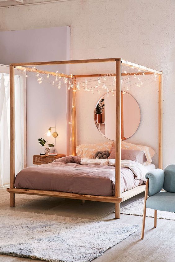 27 Cool String Lights Ideas For Bedrooms - DigsDigs