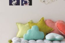 15 color can be added with bold textiles, too, these can be pillows and mattresses, for example