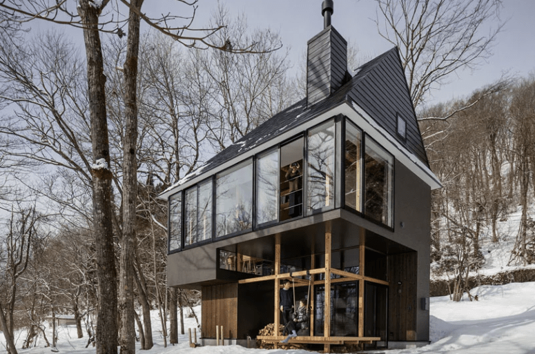 Minimalist Lake House With Creative Floor Platofrms