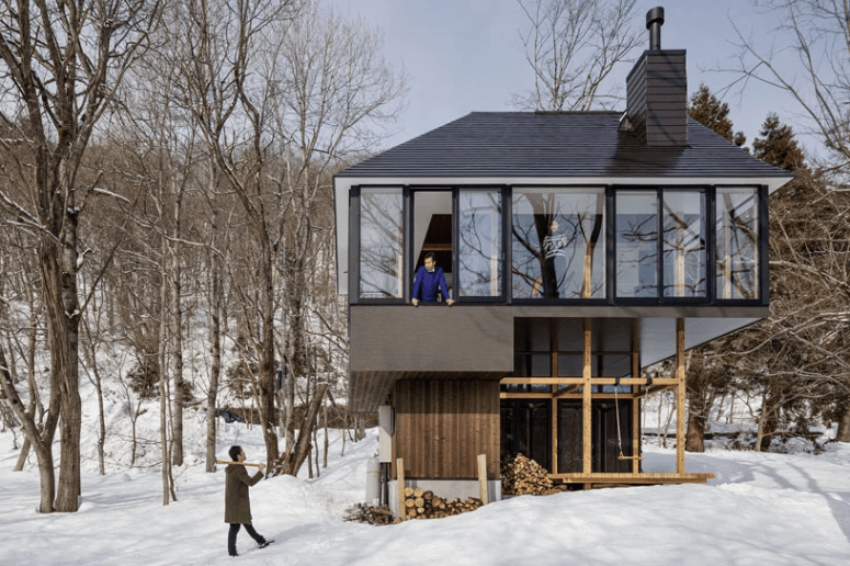 The house architecture encourages living amidst nature and communicating with it