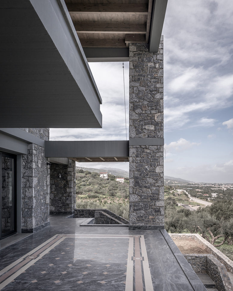 This is the main double height veranda with gorgeous mosaic floors, it looks perfect and blends into the surroundings This is the main double-height veranda with gorgeous mosaic floors, it looks perfect and blends into the surroundings