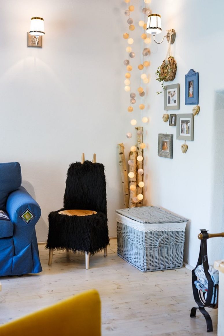 You may see pretty little details like baskets, branches, lights and even faux fur here and there and they give special coloring to the spaces You may see pretty little details like baskets, branches, lights and even faux fur here and there and they give special coloring to the spaces