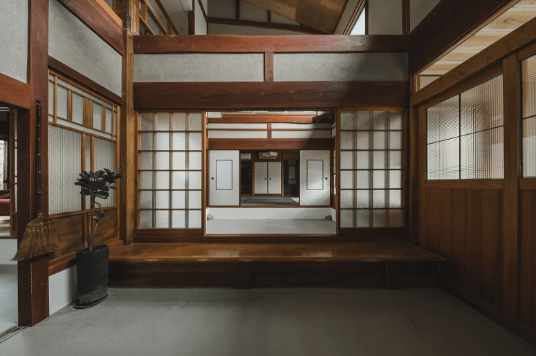 The original ricefield character was given back to the space and modernized with furniture and decor The original ricefield character was given back to the space and modernized with furniture and decor