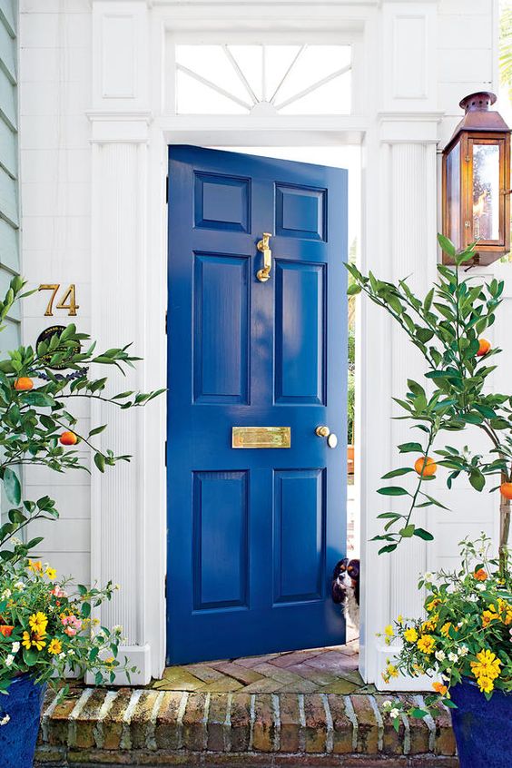 Door front:
74 Church Street
Chaleston, SC

Story Editor/Producer: Elly Poston
Creative Director/Art Director: Robert Perino
Floral Design/Props: Heather Barrie (Gathering)