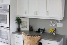 26 highlight your office nook with a contrasting countertop and a statement wall color